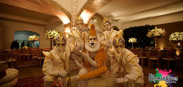 Personagens realeza para festaBobo da corte e animadores de pista tema medieval para festa de debutante, baile de mascaras
